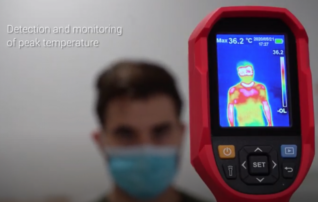 Handheld body temperature scanner